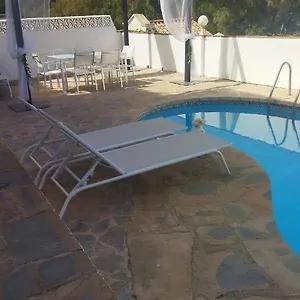 https://tropical-suite.es-andalucia.com